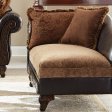 Garroway Traditional Chaise