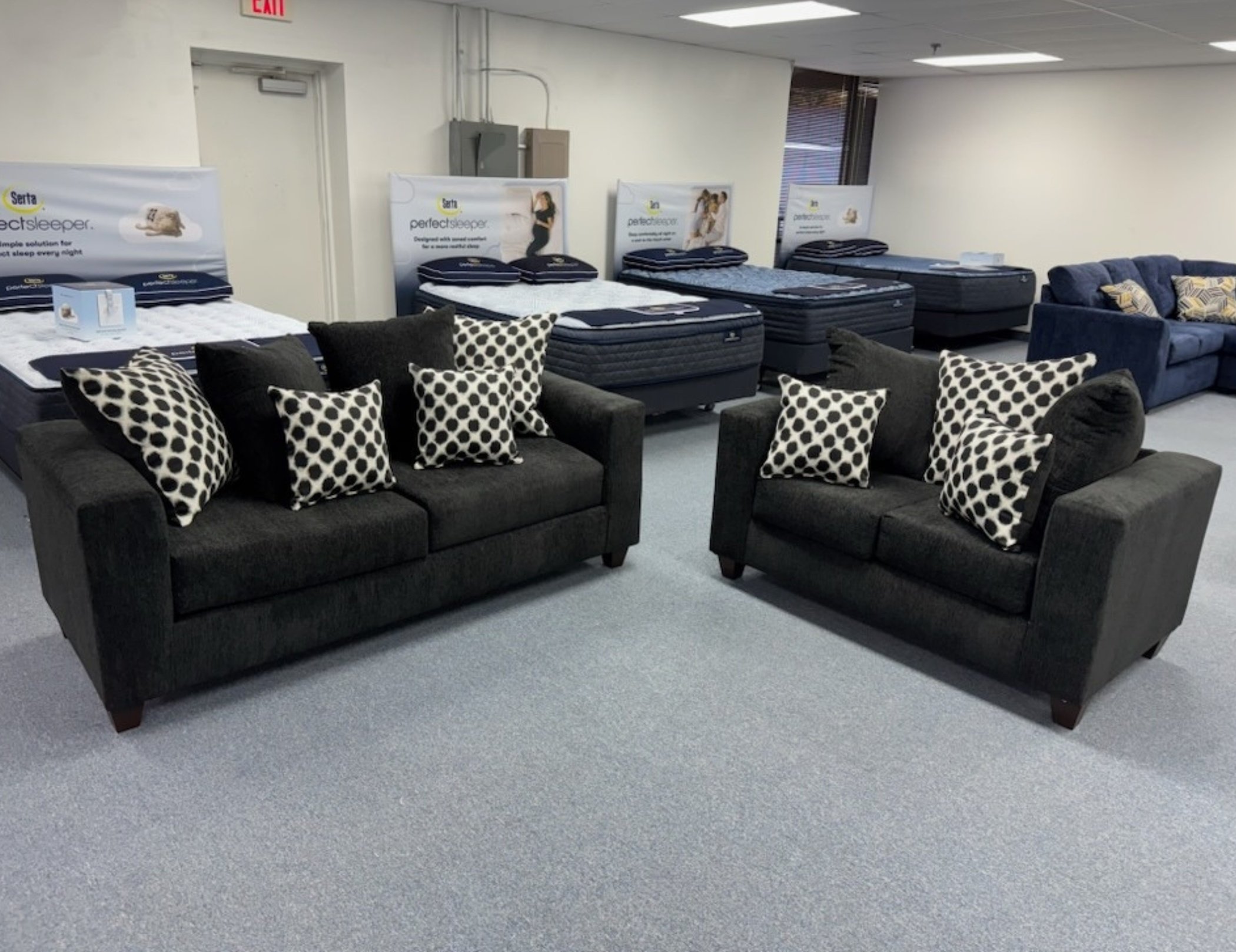 (image for) Lilly Black