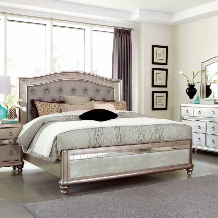 (image for) Bling Game Wood California King Panel Bed Metallic Platinum