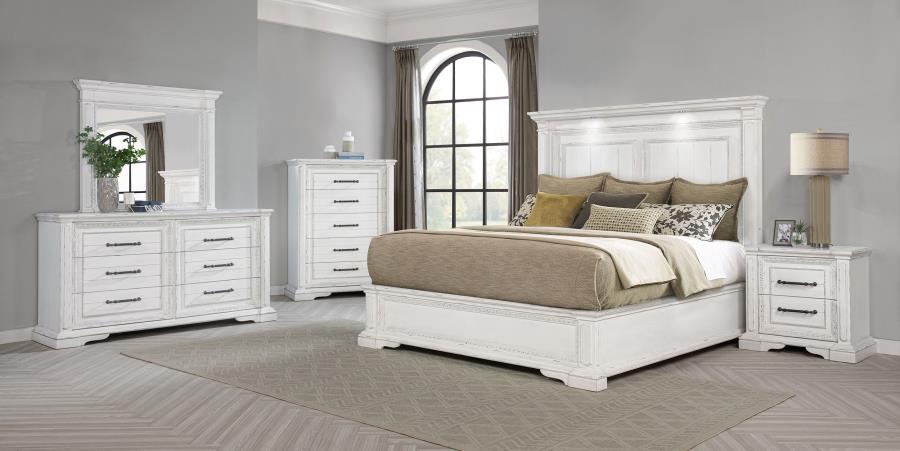 (image for) McKinney 5-piece Queen Bedroom Set Vintage White