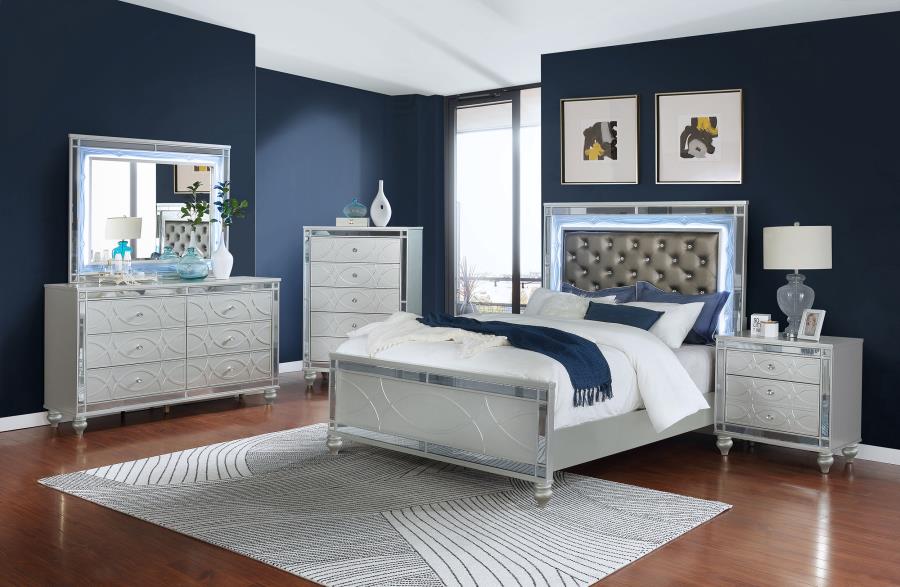 (image for) Gunnison 5-piece Queen Bedroom Set Silver Metallic