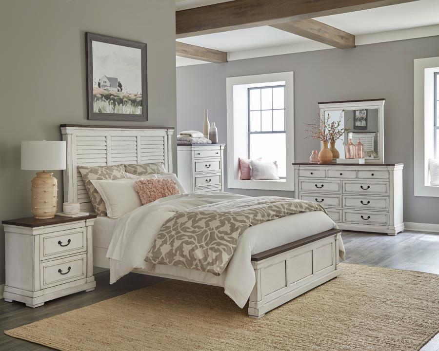 (image for) Hillcrest 5-piece Queen Bedroom Set Distressed White