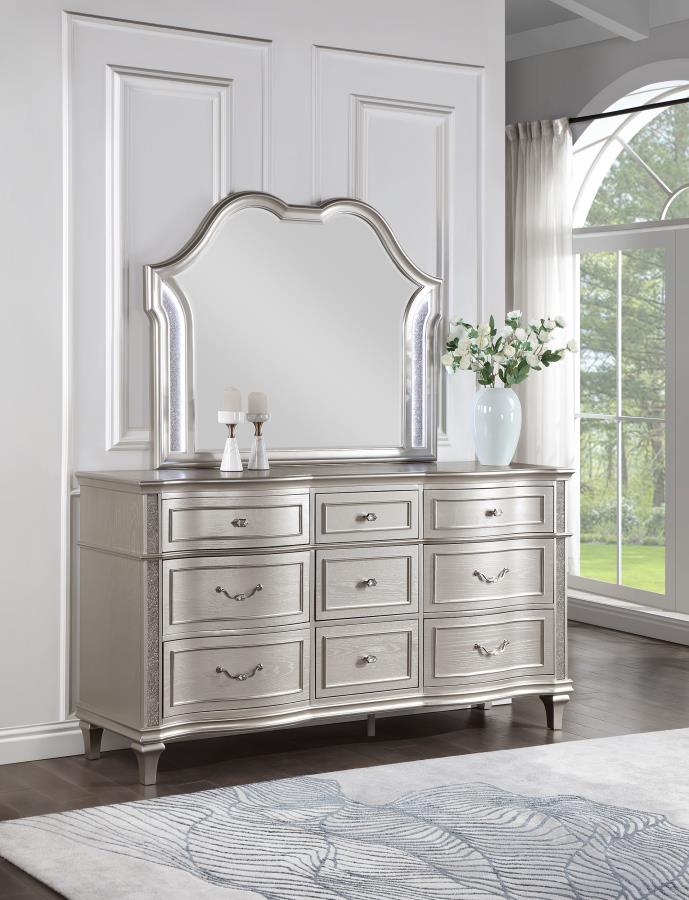 (image for) Evangeline 9-drawer Dresser with Mirror Silver Oak