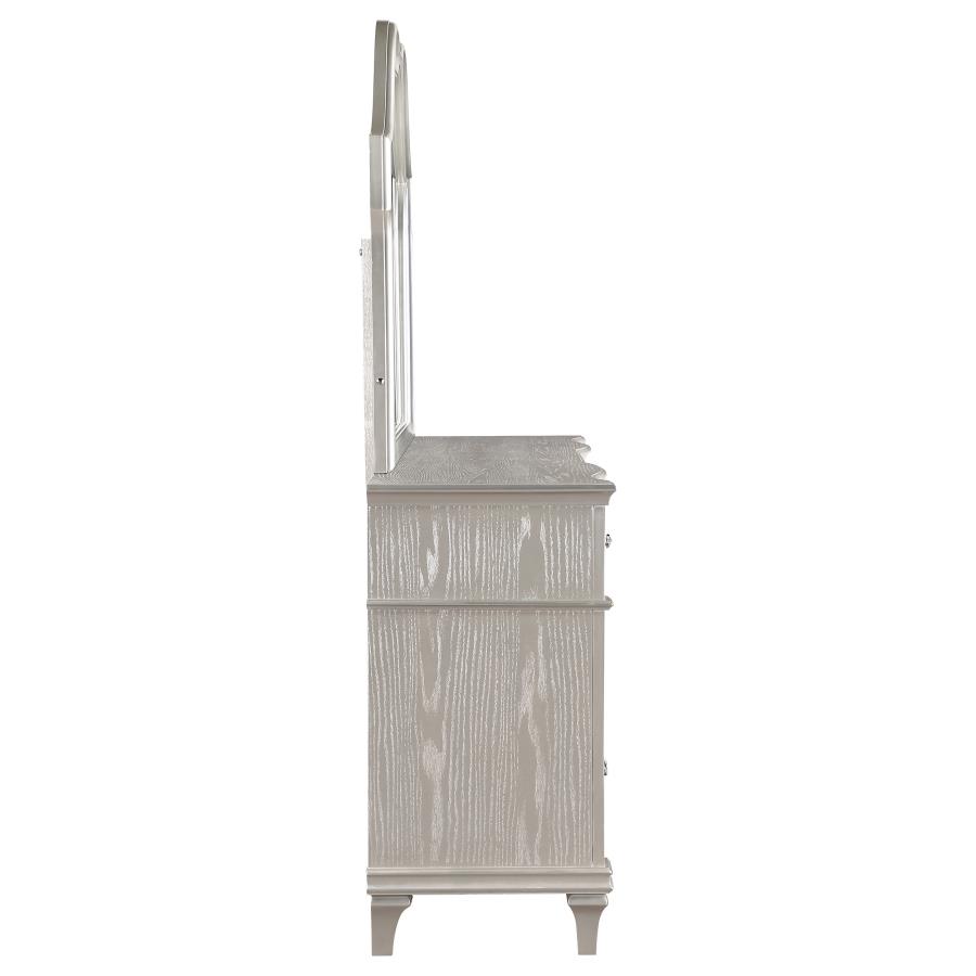 (image for) Evangeline 9-drawer Dresser with Mirror Silver Oak