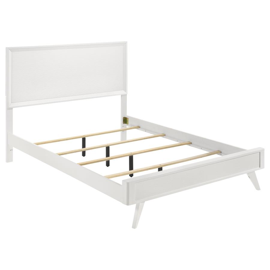 (image for) Janelle 4-piece Eastern King Bedroom Set White