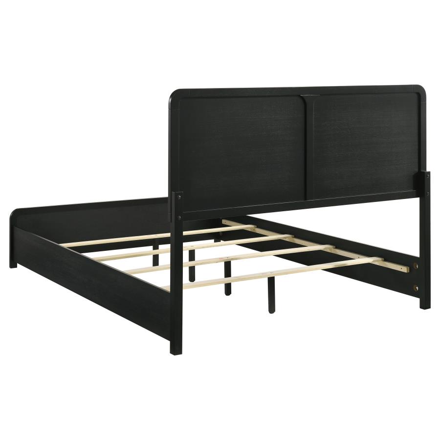 (image for) Cavelle 5-piece Eastern King Bedroom Set Black