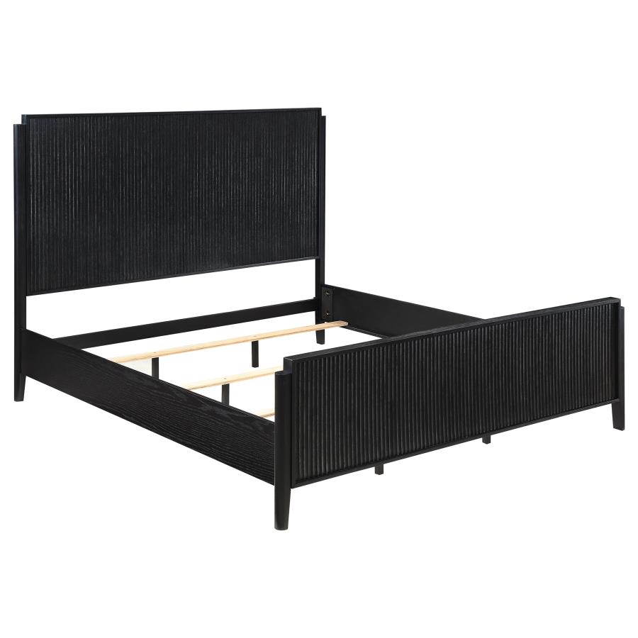 (image for) Brookmead 4-piece Eastern King Bedroom Set Black