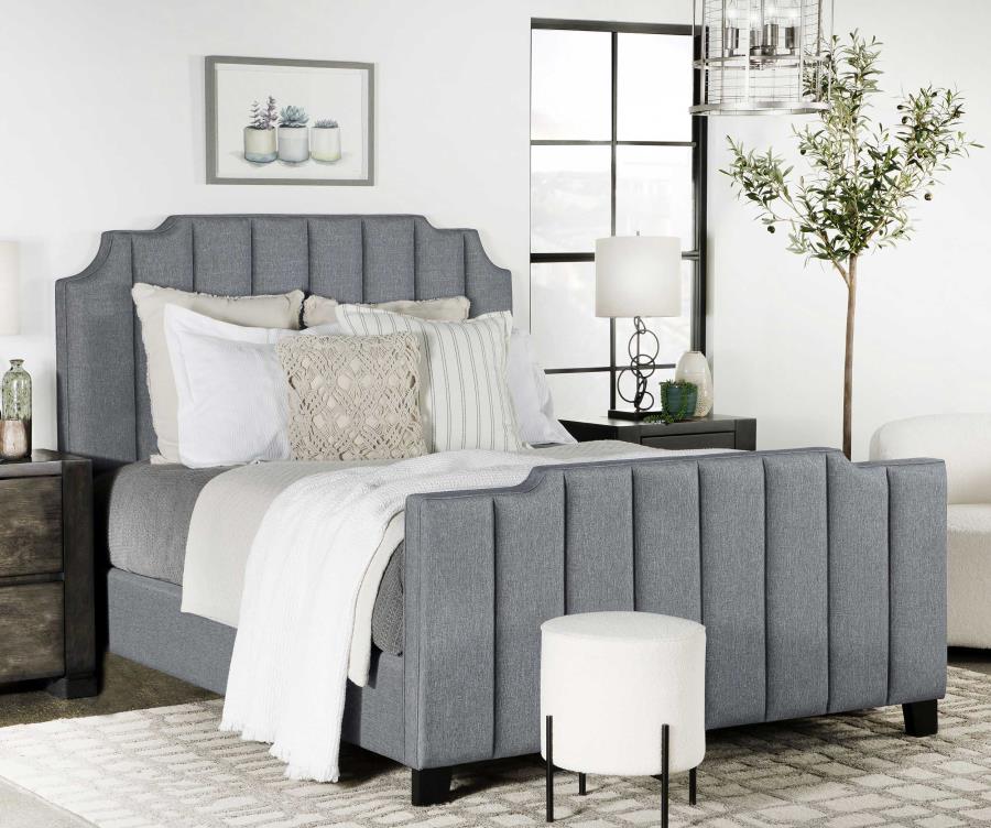 (image for) Fiona Upholstered Full Panel Bed Light Grey