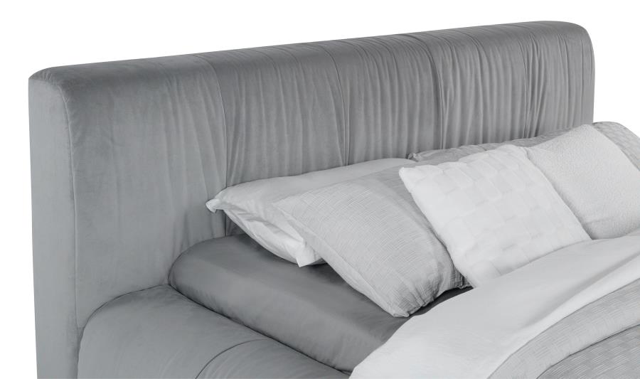 (image for) Wilshire Upholstered Queen Platform Bed Grey