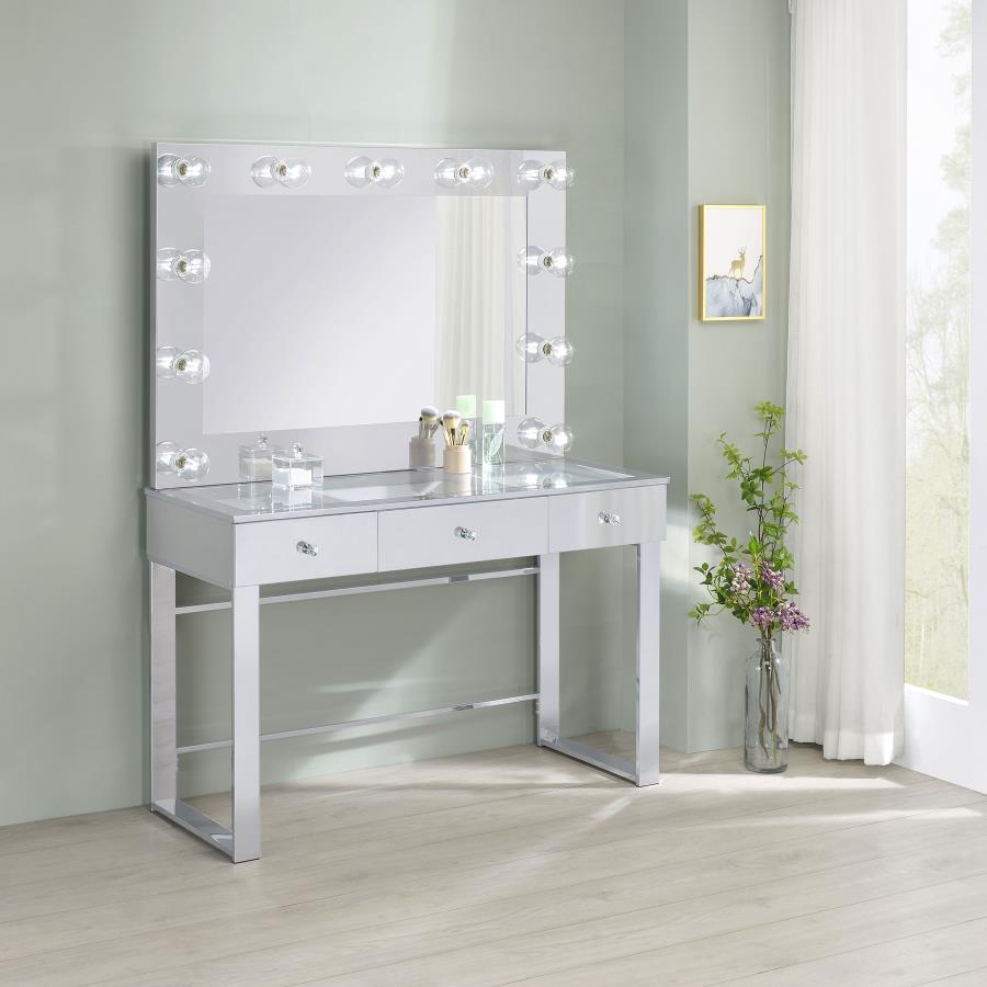 (image for) Umbridge 3-drawer Vanity Set with Lighting Chrome and White